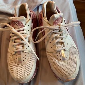 Nike Huaraches 📀👛💅🏼